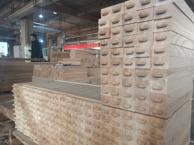 歌乐美家具工厂实拍-榫卯工艺